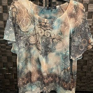 🛍 4 for $30 🧢 BLEU Brand Sheer Top